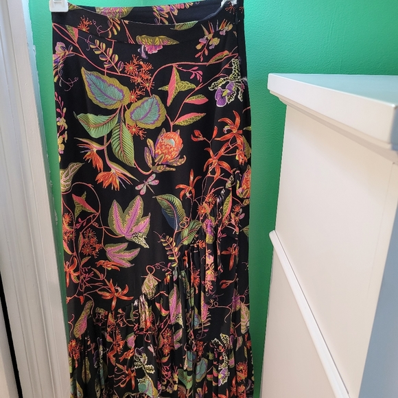 Cute midi skirt - Picture 3 of 15